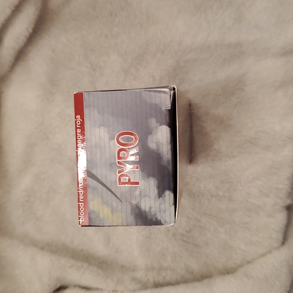 Pulp Riot Pyro Blood Red Hair Color - Picture 2 of 4